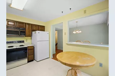 903 Foxwood Circle #903, Peabody, MA 01960 - Photo 9