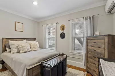 192 W 5th Street #1, Boston, MA 02127 - Photo 15