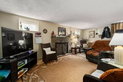 225 Howard St, Melrose, MA 02176 - Photo 21
