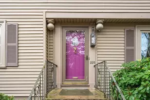 225 Howard St, Melrose, MA 02176 - Photo 25