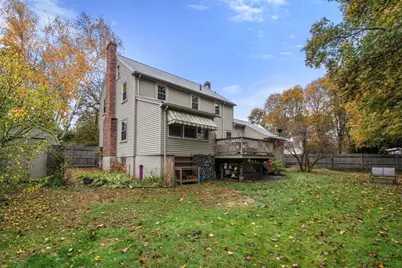 225 Howard St, Melrose, MA 02176 - Photo 27