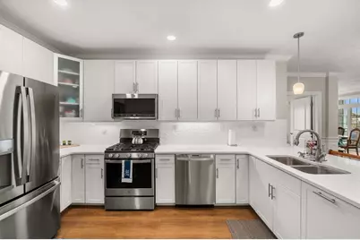 320 Middlesex Ave #A208, Medford, MA 02155 - Photo 3