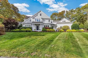 11 Teal Cir, Mashpee, MA 02649 - Photo 3