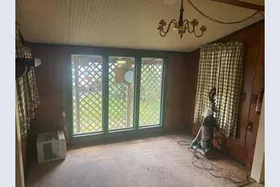 26 Lark Drive, Chicopee, MA 01020 - Photo 5