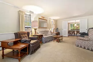 33 Wing Rd, Lynnfield, MA 01940 - Photo 9