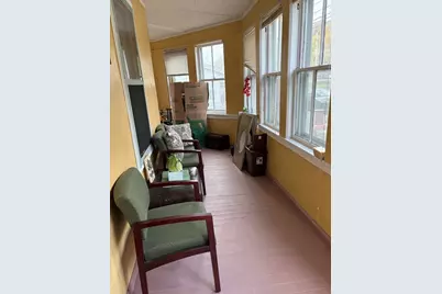 958 Main St, Holyoke, MA 01040 - Photo 9