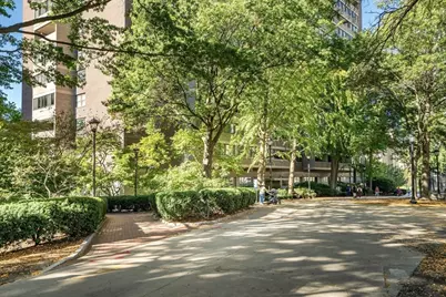 9 Hawthorne Pl #5K, Boston, MA 02114 - Photo 29