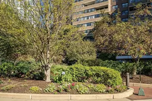 9 Hawthorne Pl, Boston, MA 02114 - Photo 35