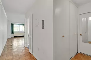 9 Hawthorne Pl, Boston, MA 02114 - Photo 19
