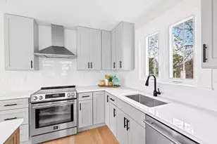 19 Ford Pl, Scituate, MA 02066 - Photo 5