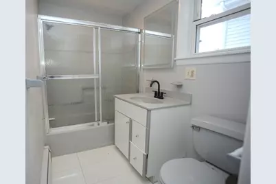 616 Woodman St, Fall River, MA 02724 - Photo 17