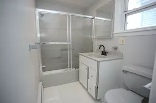 616 Woodman St, Fall River, MA 02724 - Photo 17