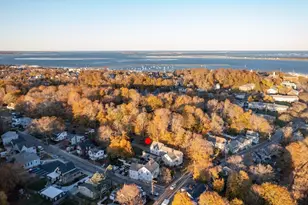 129-1/2 Summer St, Plymouth, MA 02360 - Photo 3