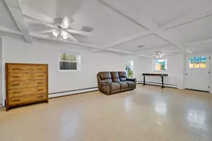 26 Beach St, Malden, MA 02148 - Photo 33