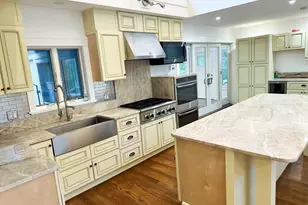 125 Maple St, Carlisle, MA 01741 - Photo 7