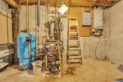 143 Charlton Rd, Dudley, MA 01571 - Photo 37