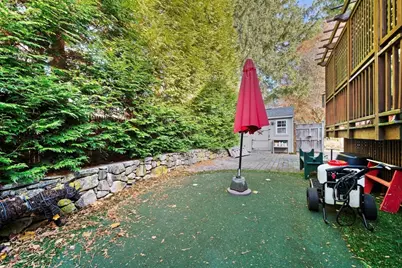 373 N Franklin St, Holbrook, MA 02343 - Photo 35