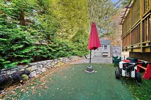 373 N Franklin St, Holbrook, MA 02343 - Photo 35