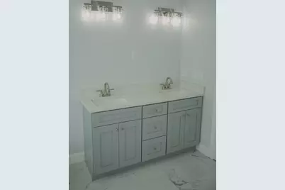 99 Crystal Brook Drive, Springfield, MA 01118 - Photo 19