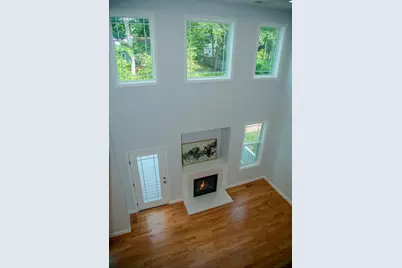 99 Crystal Brook Drive, Springfield, MA 01118 - Photo 11