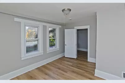 52 Orange St, Westfield, MA 01085 - Photo 21