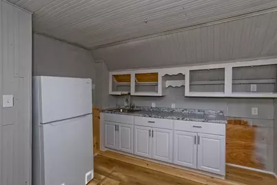 956 Dwight St, Holyoke, MA 01040 - Photo 9