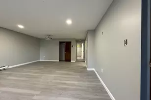 1186 Worcester Rd, Framingham, MA 01702 - Photo 9