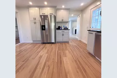 301 Central St, Hudson, MA 01749 - Photo 5