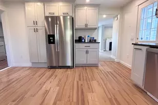 301 Central St, Hudson, MA 01749 - Photo 5