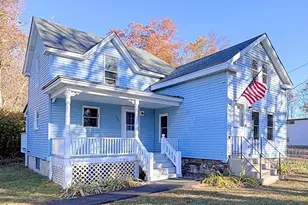 301 Central St, Hudson, MA 01749 - Photo 1