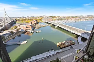 100 Lovejoy Wharf, Boston, MA 02114 - Photo 29