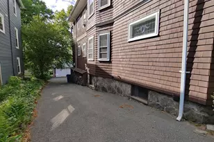 76 Wenham St, Boston, MA 02131 - Photo 21