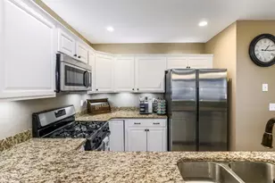 85 Maple Ave, Rutland, MA 01543 - Photo 3