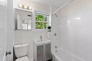 9 Foster St, Gloucester, MA 01930 - Photo 7