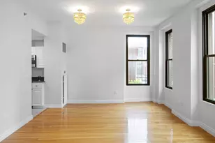 4 Charlesgate E, Boston, MA 02215 - Photo 9