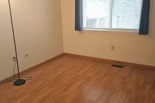 19 Meadowood Dr, Stoughton, MA 02072 - Photo 9