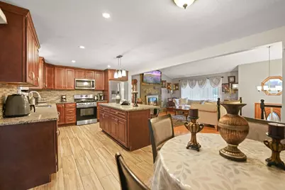 57 Mohawk Drive, Seekonk, MA 02771 - Photo 7