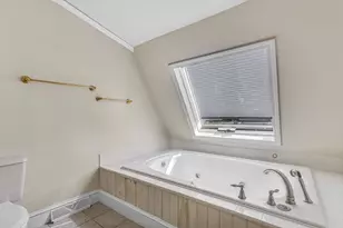 85 Fisher St, Medway, MA 02053 - Photo 17