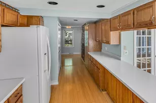 85 Fisher St, Medway, MA 02053 - Photo 5