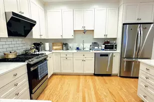 16 Taylor Dr, Reading, MA 01867 - Photo 3