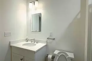 16 Taylor Dr, Reading, MA 01867 - Photo 9