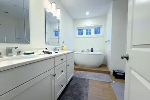 16 Taylor Dr, Reading, MA 01867 - Photo 15