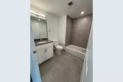 585 Essex St #PH 517, Lynn, MA 01902 - Photo 7