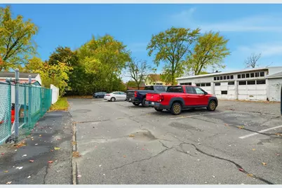 641 Grattan St, Chicopee, MA 01020 - Photo 19