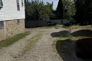 24-28 Hall, Fall River, MA 02724 - Photo 11