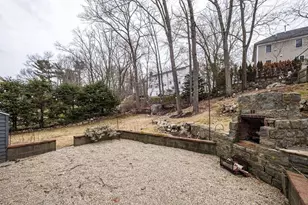 18 Larch Rd, Wellesley, MA 02482 - Photo 21