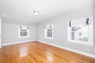 18 Larch Rd, Wellesley, MA 02482 - Photo 15
