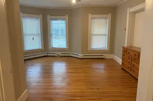 3 Gardner Pl, Leominster, MA 01453 - Photo 9