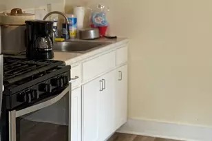 181 Pond St, Leominster, MA 01453 - Photo 23