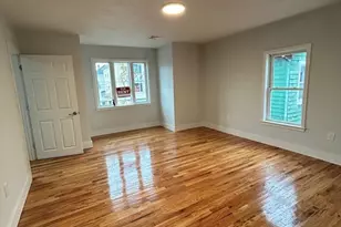 121 Horton St, Fall River, MA 02723 - Photo 3